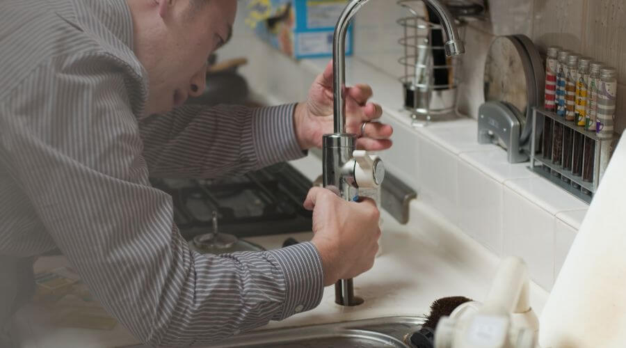 Local expert plumbing services in Tampa, KS